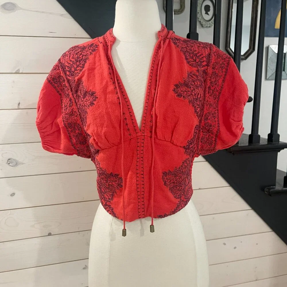 010 Free People Temecula Printed Embroidered Top NWOT Size XS